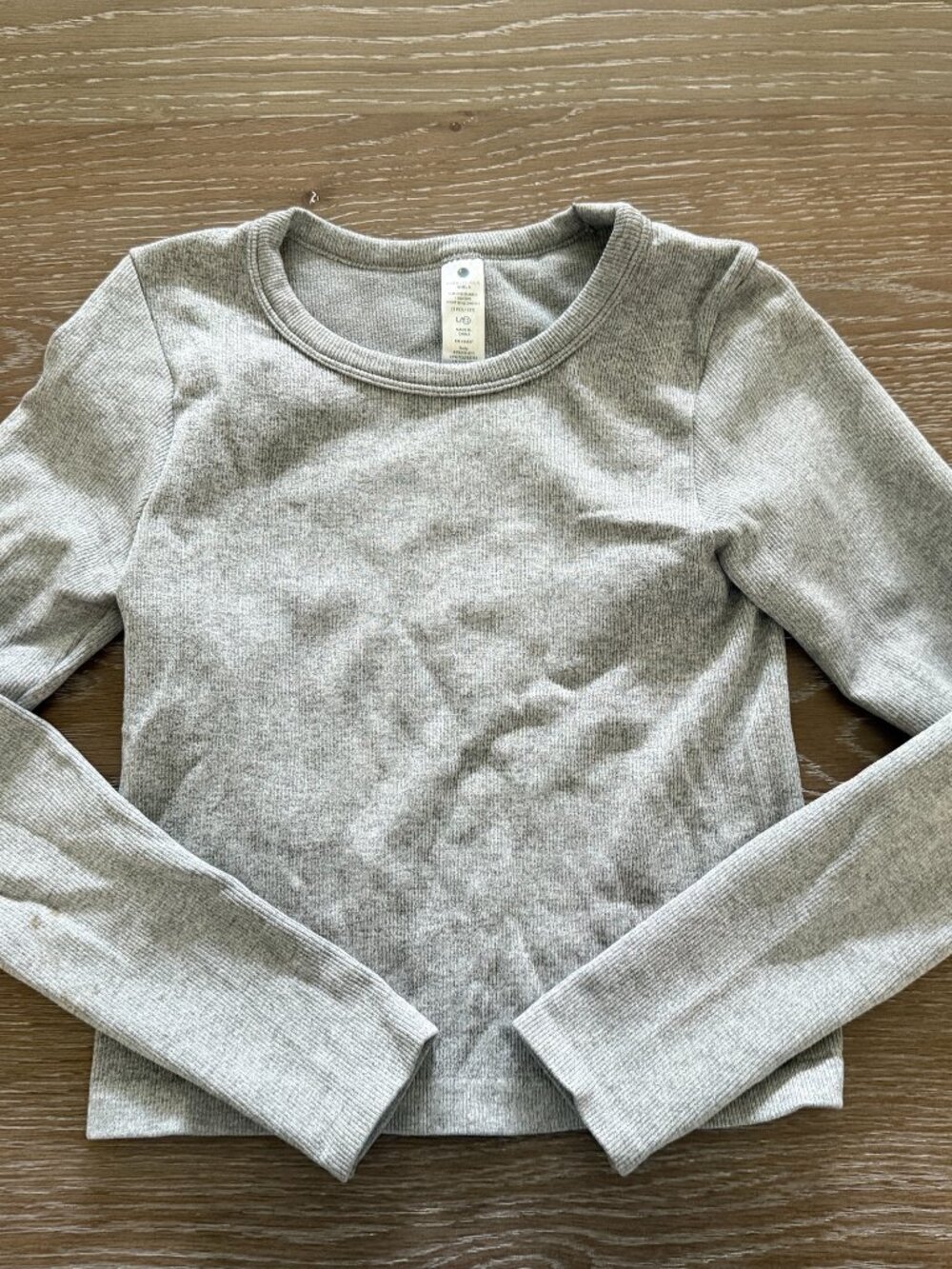Girls Yogalicious light gray ribbed long sleeve shirt top size large 12